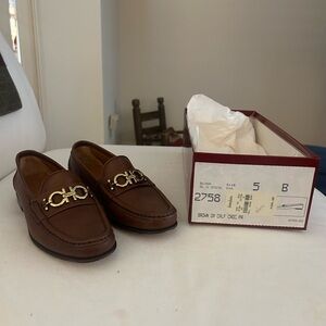 Vintage Ferragamo loafers